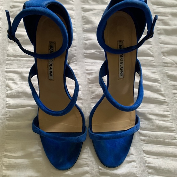 Manolo Blahnik Bombita Blue Suede Women's Shoes - Picture 3 of 4